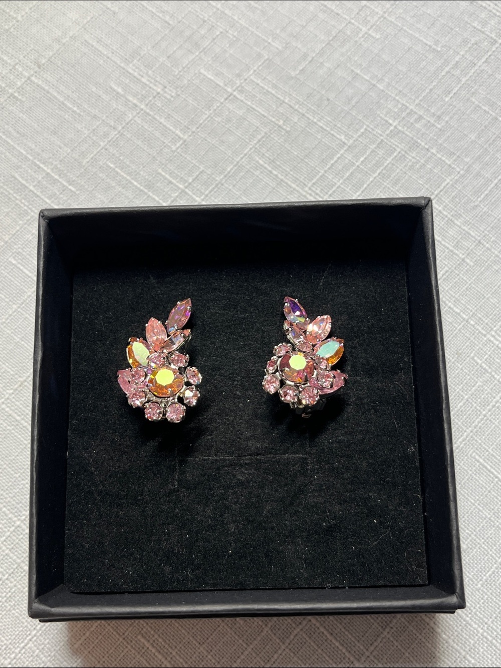 Vintage Pink Crystal Floral CLIP ON  Earrings. UNBRANDED